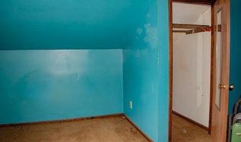 11 Melissa Ct, Albany, NY 12205