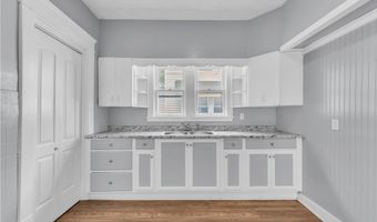 1174 La Croix Ave 1, Akron, OH 44307