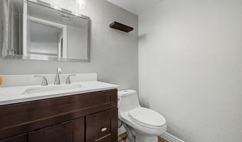 1326 W BOXELDER Ct, Chandler, AZ 85224
