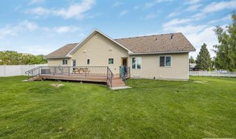 210 W Salmon Ave, Arco, ID 83213