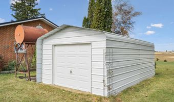 3452 B Ave, Arlington, IA 50606