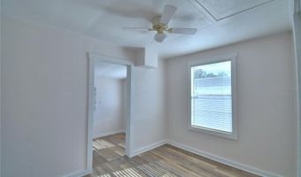 105 ROSE St, Auburndale, FL 33823