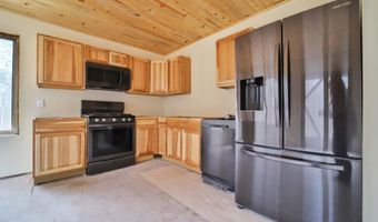 951 Swede Lake Trl SW, Backus, MN 56435