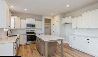 405 NE 59th St, Ankeny, IA 50021