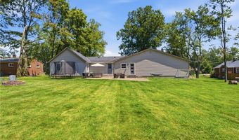 1846 Edwards Dr, Akron, OH 44306