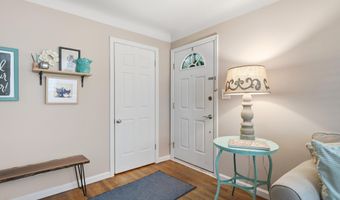 2104 Arborview Blvd, Ann Arbor, MI 48103