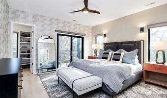 2718 N Davidson St F, Charlotte, NC 28205