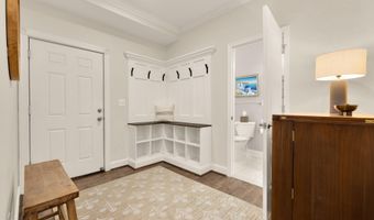 9912 MONTAUK Ave, Bethesda, MD 20817
