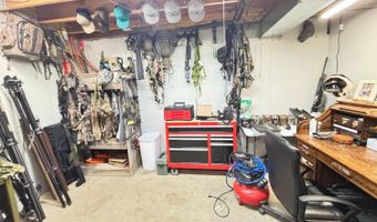 18555 Days Way Ln, Aurora, IN 47001