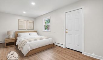 10 Arrowhead Dr 5, Algonquin, IL 60102