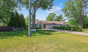 393 Pointe Tremble Rd, Algonac, MI 48001