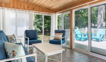 190 Brookhaven Rd, North Kingstown, RI 02852