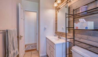 1112 W Merchant Ave, Artesia, NM 88210