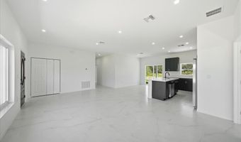 3174 N Sedgewick Rd, Avon Park, FL 33825