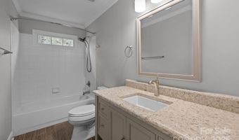 1904 Dearmon Dr, Charlotte, NC 28205