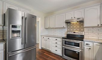 410 H St, Barling, AR 72923