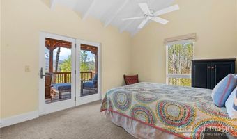 248 Hillcrest Ln, Banner Elk, NC 28604