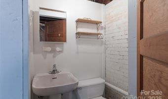 274 N 4th St, Albemarle, NC 28001