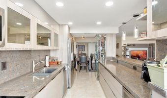 18071 Biscayne Blvd 1401, Aventura, FL 33160