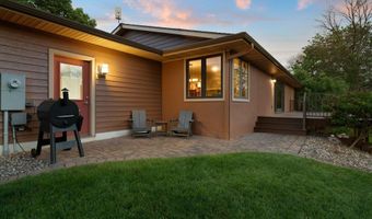 706 23rd St SW, Austin, MN 55912
