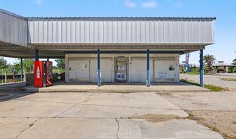 5010 Hawaii St, Bay St. Louis, MS 39520