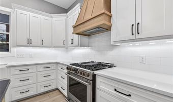 1914 Ebbing Loop, Barling, AR 72923