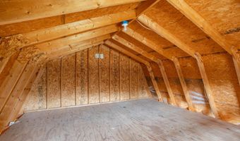 17077 Lawrence 1224, Aurora, MO 65605