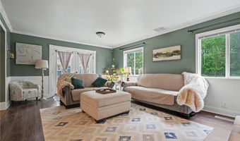 1223 Aurora Hill Dr, Aurora, OH 44202