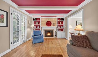1351 Rusticview Dr, Ballwin, MO 63011