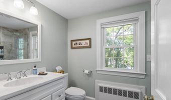 79 Cheever Cir, Andover, MA 01810
