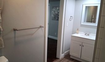 129 W Cline St, Aurora, MO 65605