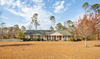 160 Forest Ave, Baxley, GA 31513