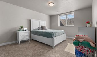 5702 N YOSEMITE Ln, Appleton, WI 54913
