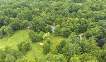 10 Candlewood Dr, Amherst, NH 03031