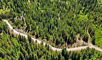 5 Laurins Ln, Cascade, ID 83611