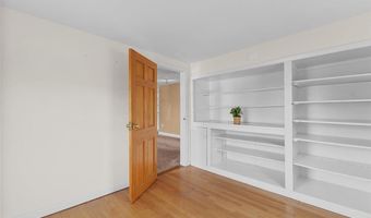 42-44 Oak St, Burlington, VT 05401