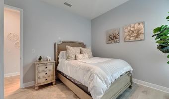7420 PARADISO Dr, Apollo Beach, FL 33572