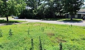 425 NW Oak Park Rd, Bartlesville, OK 74003