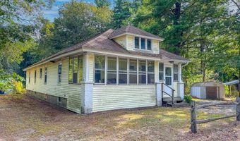 14 Brook St, Ayer, MA 01432