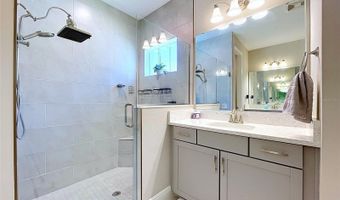 6290 ROADSTEAD Ct, Apollo Beach, FL 33572