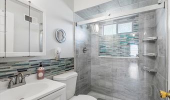 9513 Sequoia Ct, Affton, MO 63123