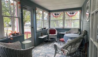 25 Grove St, Brandon, VT 05733