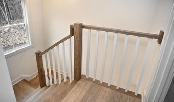 5 W Golfwood Rd, Beverly Shores, IN 46301