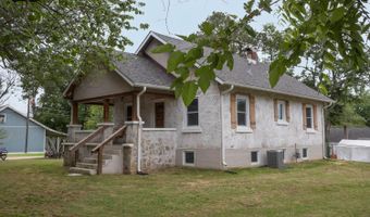 703 Johnson Ave, Ava, MO 65608