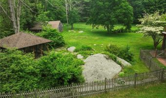 2381 Middle Rd, East Greenwich, RI 02818