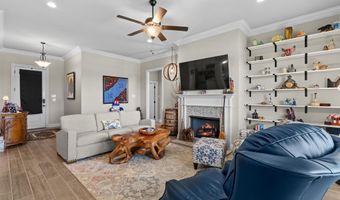 441 N Lost River Dr, Benton, LA 71006