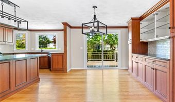 2 Betsy Williams Ct, Johnston, RI 02919