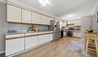 55 Burnham Rd, Billerica, MA 01862