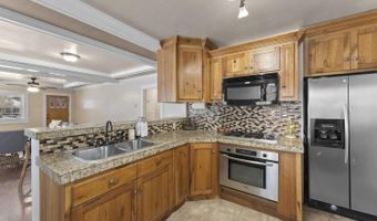 521 S University Ave, Blackfoot, ID 83221