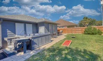 1530 Windy Oaks Dr, Aransas Pass, TX 78336